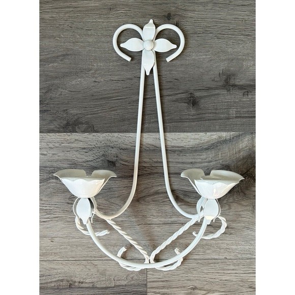 VTG Metal Two Arm Candle Holder Sconce Flower Design White Painted Shabby Chic - Picture 1 of 6